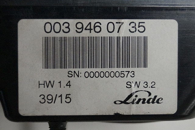 Linde 0039460735 | Display SW3,2 HW1.4 sn 0000000573 - Dashboard for Material handling equipment: picture 2 Linde 0039460735 | Display SW3,2 HW1.4 sn 0000000573 - Dashboard for Material handling equipment: picture 2