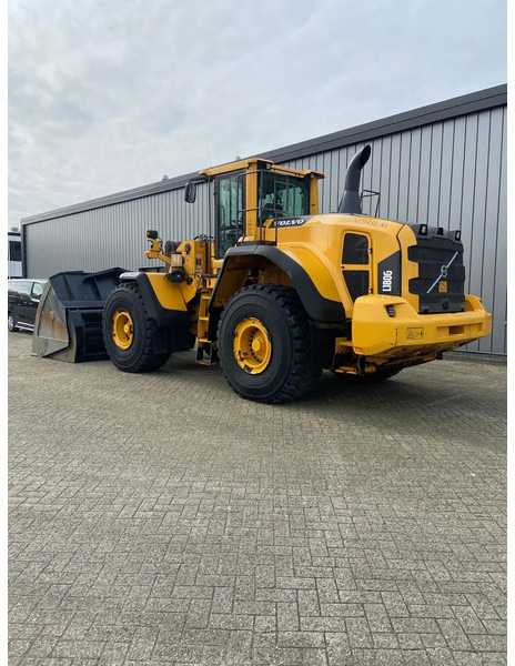 Volvo L180 G - Wheel loader: picture 4 Volvo L180 G - Wheel loader: picture 4