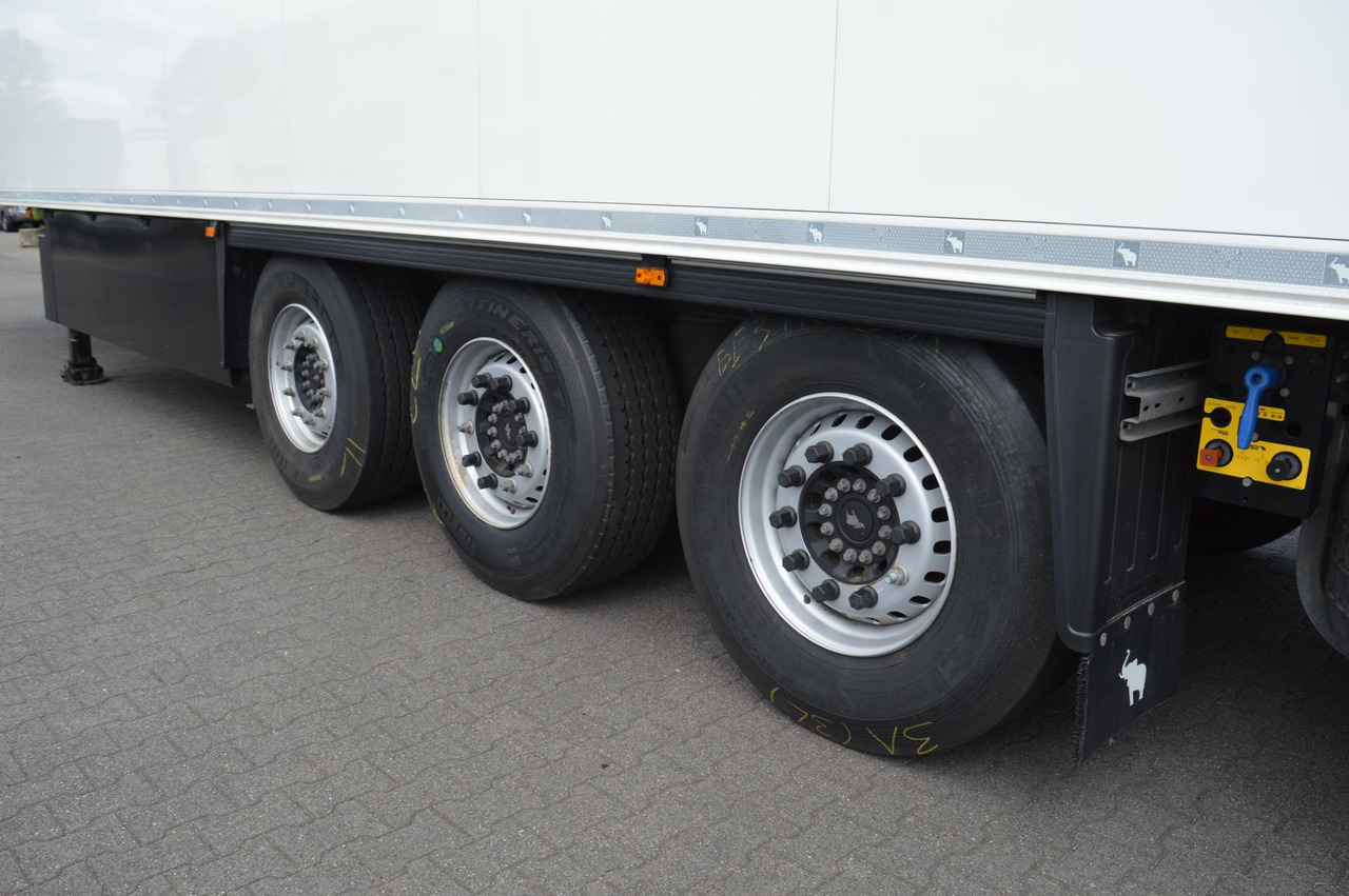 Refrigerator semi-trailer Schmitz Cargobull SKO FP 45 Carrier Vector 1550: picture 12