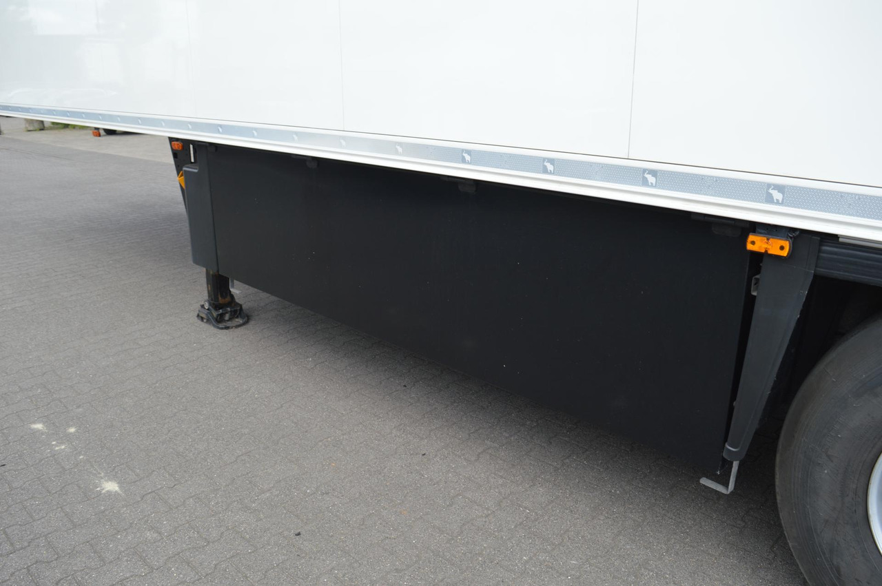 Refrigerator semi-trailer Schmitz Cargobull SKO FP 45 Carrier Vector 1550: picture 13