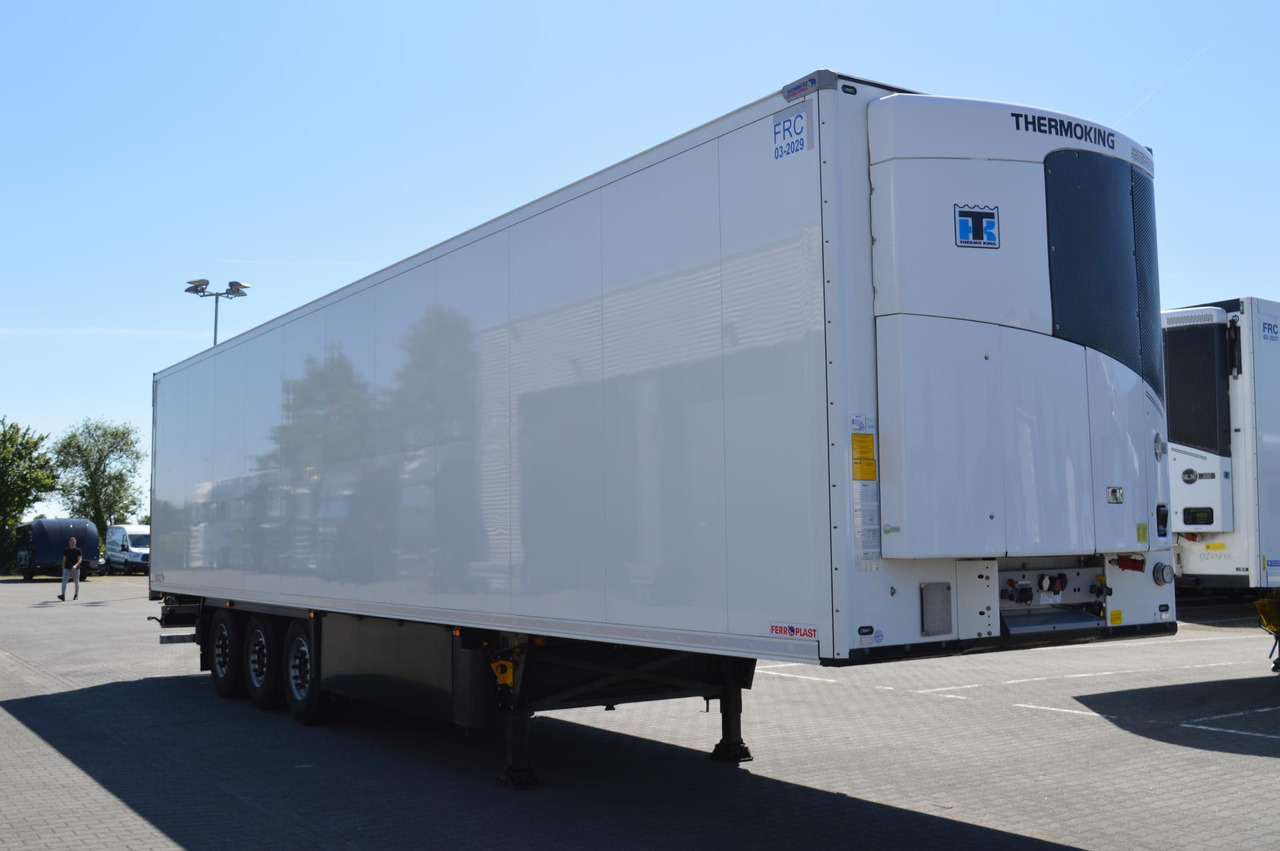 Schmitz Cargobull SKO FP 45 ThermoKing SLXi 300 - Refrigerator semi-trailer: picture 3 Schmitz Cargobull SKO FP 45 ThermoKing SLXi 300 - Refrigerator semi-trailer: picture 3