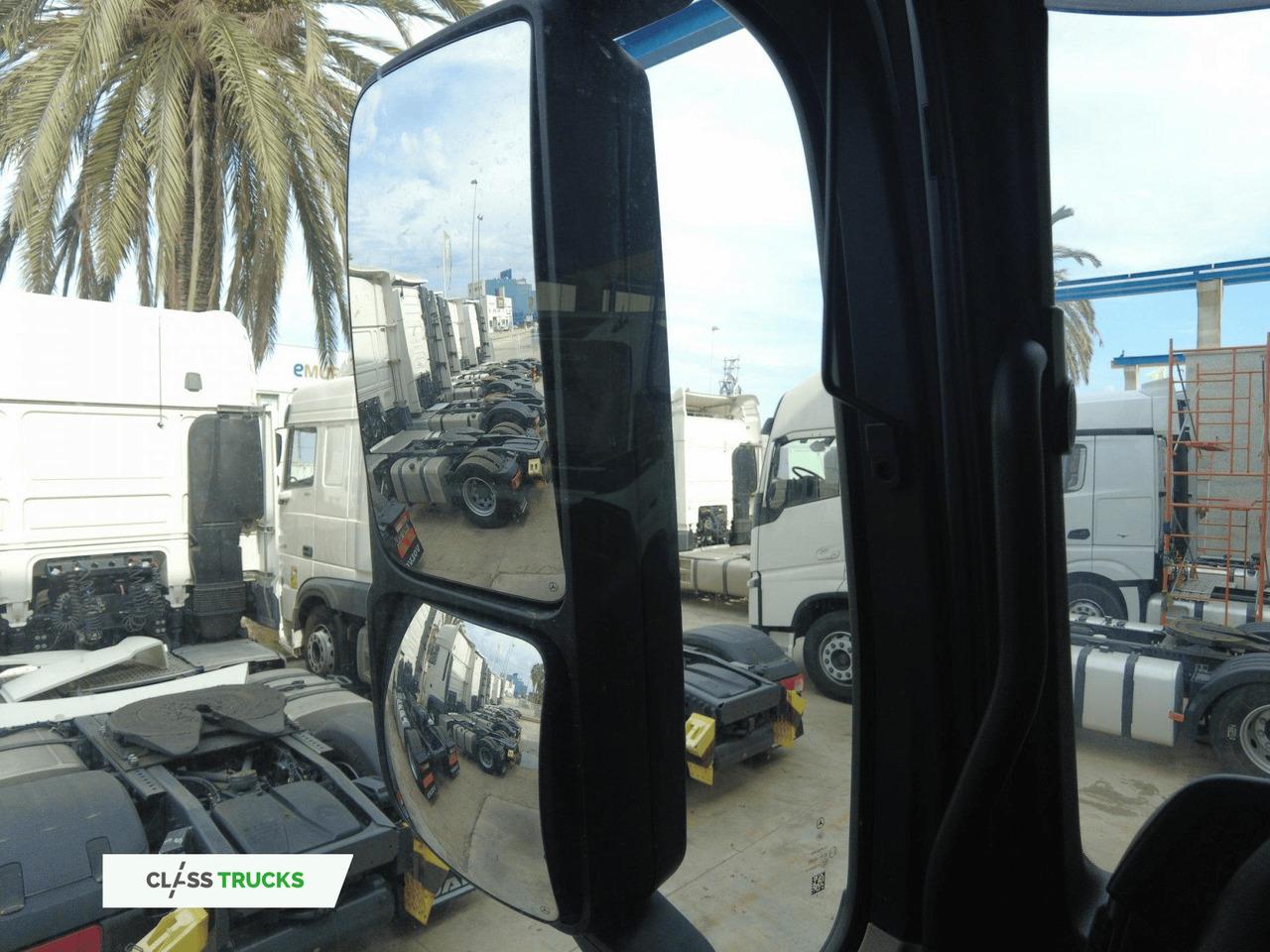 Mercedes-Benz Actros 5 1845 BigSpace - Tractor unit: picture 4 Mercedes-Benz Actros 5 1845 BigSpace - Tractor unit: picture 4