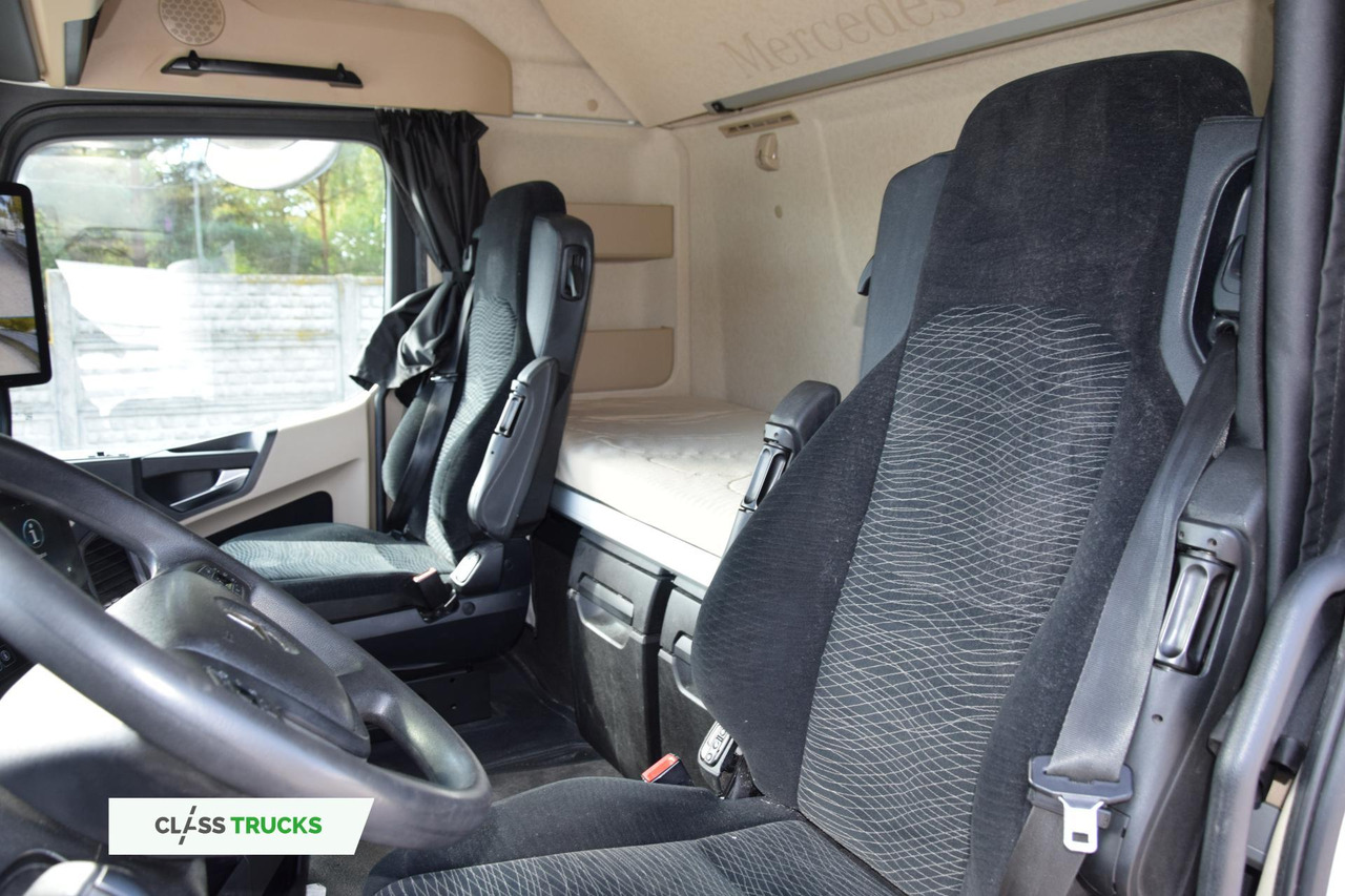 Tractor unit Mercedes-Benz Actros 5 1845 BigSpace: picture 9