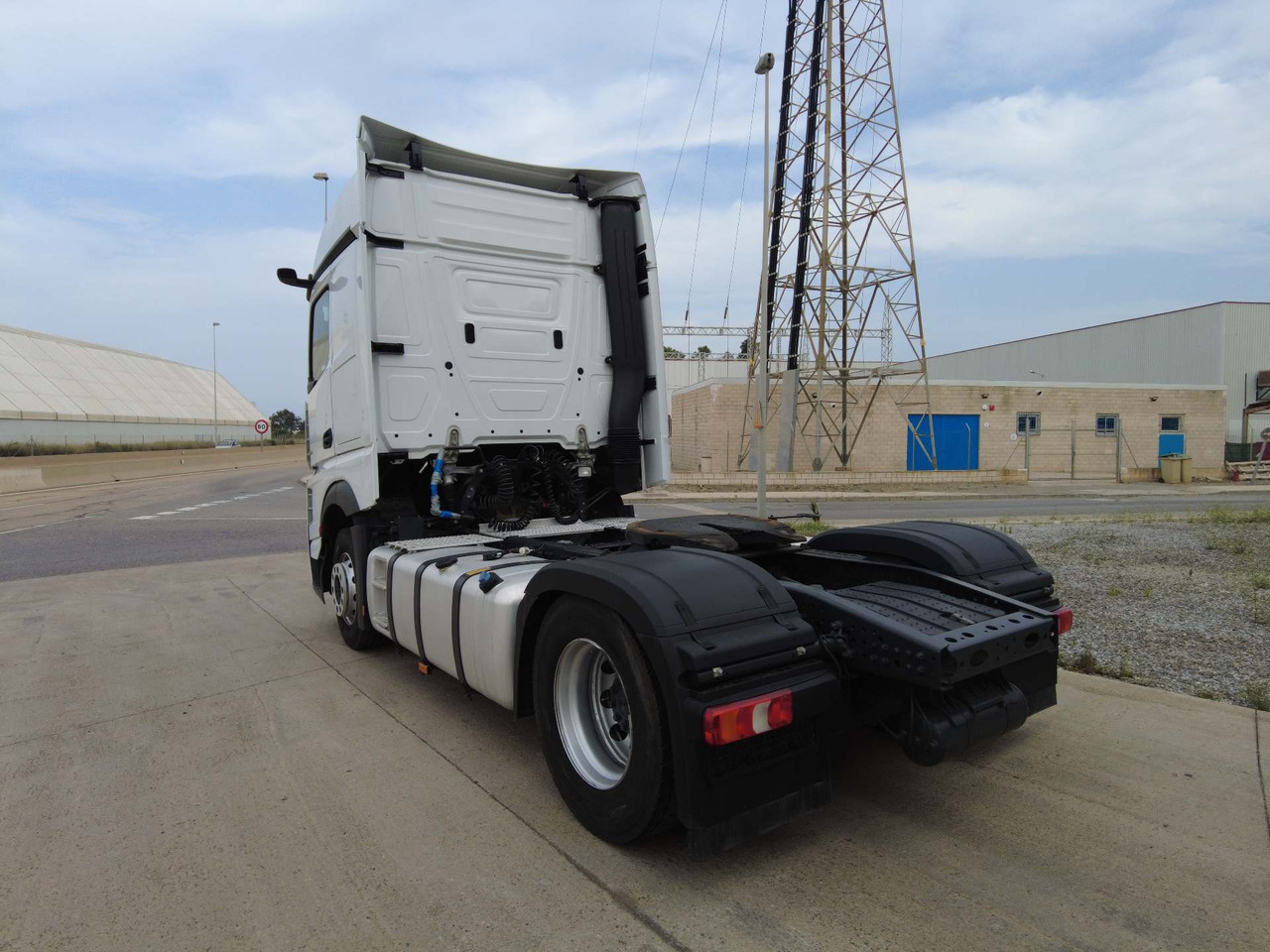 Mercedes-Benz Actros 5 1845 BigSpace - Tractor unit: picture 4 Mercedes-Benz Actros 5 1845 BigSpace - Tractor unit: picture 4