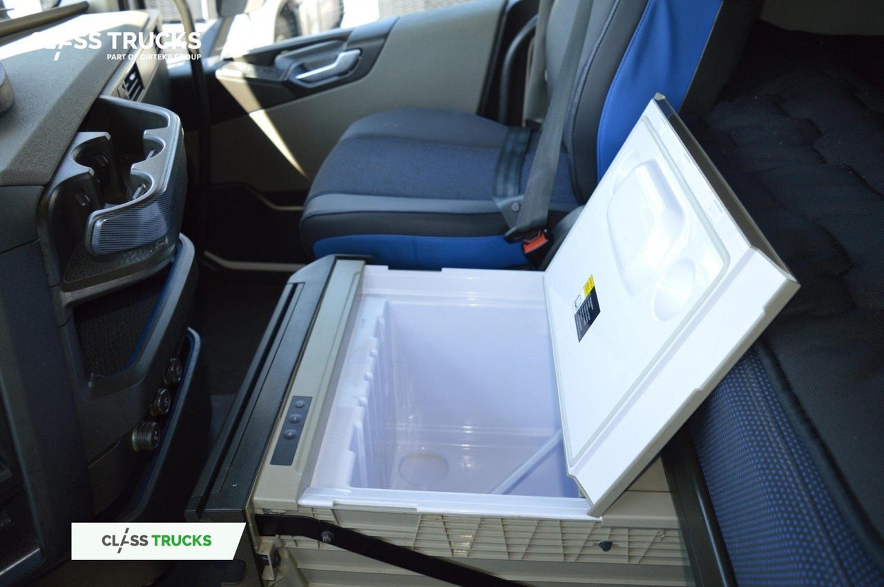 Tractor unit Volvo FH 460 Globetrotter XL i-Save: picture 17