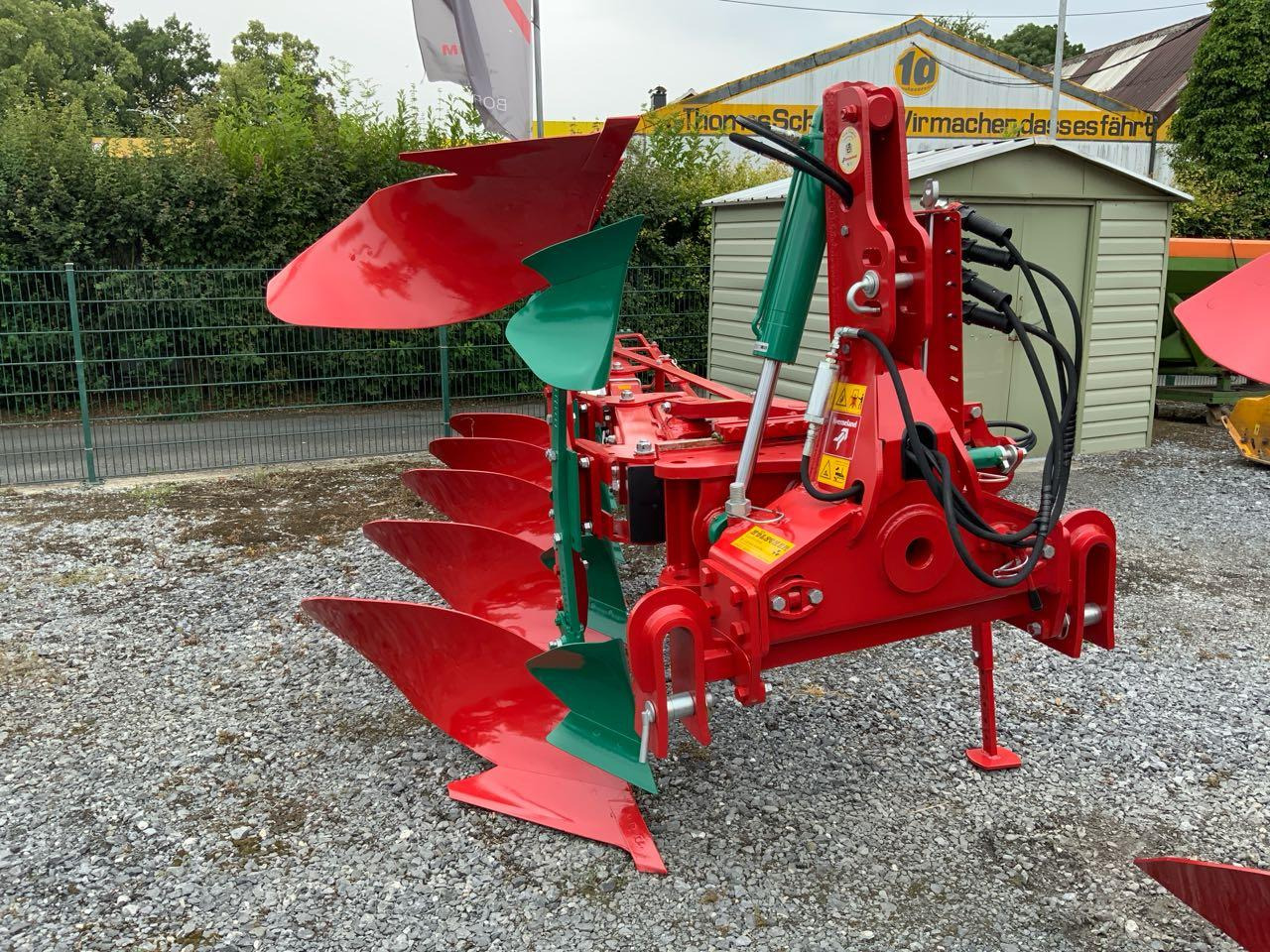 Kverneland LB 100-300-5 - Plow: picture 2 Kverneland LB 100-300-5 - Plow: picture 2