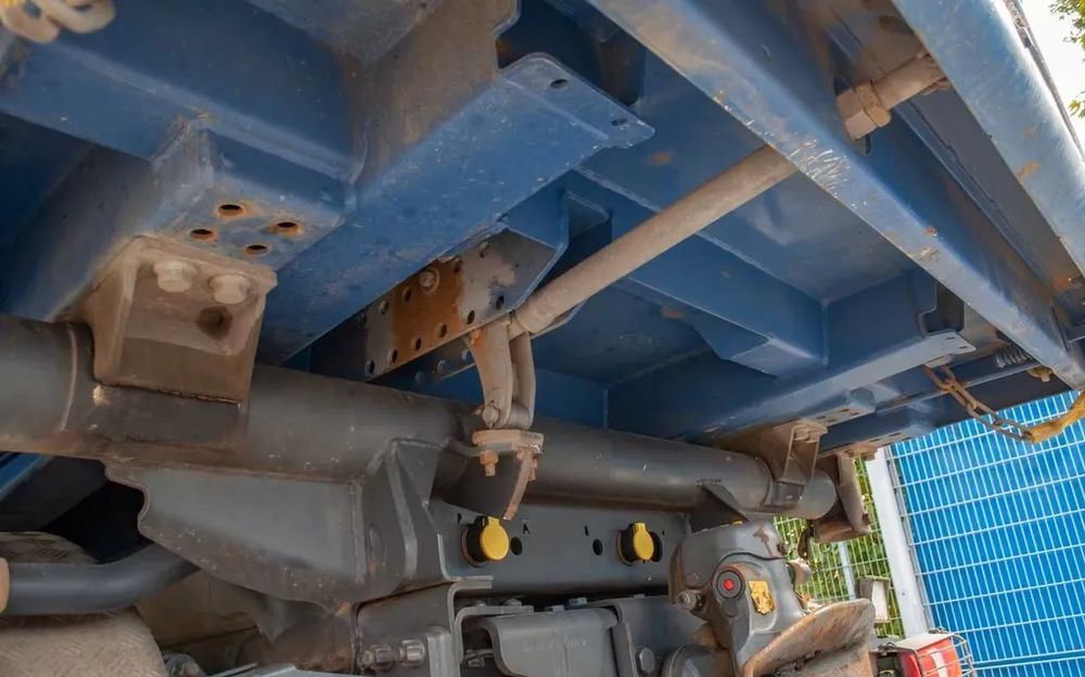 Mercedes-Benz Arocs 2652 6x4 – Wywrotka trójstronna Meiller z Bordmatik (Euro 6) - Tipper: picture 4 Mercedes-Benz Arocs 2652 6x4 – Wywrotka trójstronna Meiller z Bordmatik (Euro 6) - Tipper: picture 4