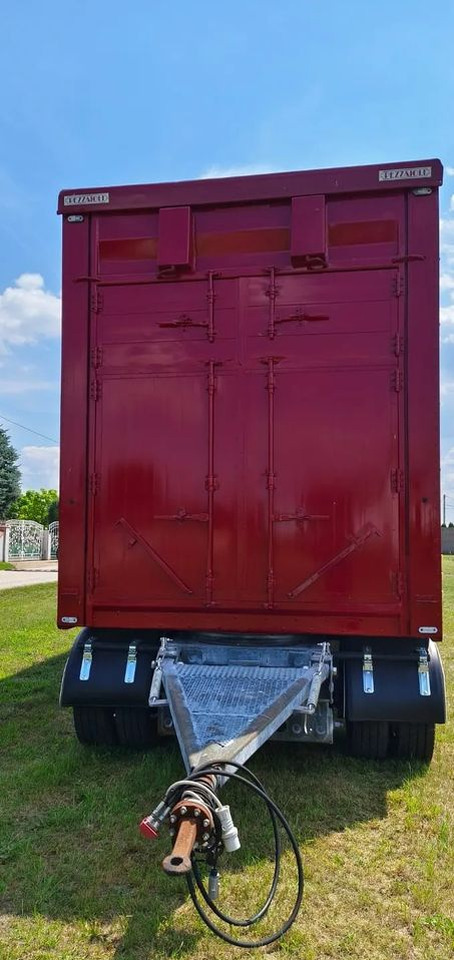 Pezzaioli RBA 32/TRZYOSIOWA PRZYCZEPA-2XBYDŁO,3X TRZODA/HYDRAULICZNIE PODNOSZONY DACH I PODŁOGI / OŚ ŚRODKOWA PODNOSZONA - Livestock trailer: picture 5 Pezzaioli RBA 32/TRZYOSIOWA PRZYCZEPA-2XBYDŁO,3X TRZODA/HYDRAULICZNIE PODNOSZONY DACH I PODŁOGI / OŚ ŚRODKOWA PODNOSZONA - Livestock trailer: picture 5