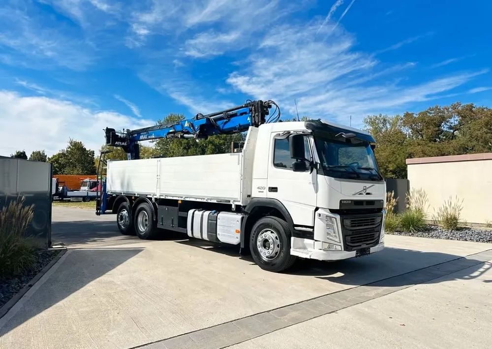 Volvo FM420 6x2 z zabudową budowlaną  / oś podnoszona i skrętna / HDS Atlas / Euro 6 / 238 000 km - Dropside/ Flatbed truck, Crane truck: picture 2 Volvo FM420 6x2 z zabudową budowlaną  / oś podnoszona i skrętna / HDS Atlas / Euro 6 / 238 000 km - Dropside/ Flatbed truck, Crane truck: picture 2