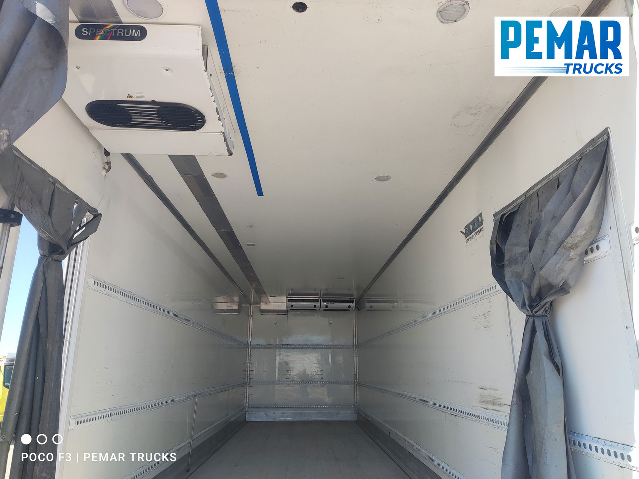 Refrigerator truck MERCEDES-BENZ ANTOS 2535 6X2 FRIGORIFICO: picture 14 Refrigerator truck MERCEDES-BENZ ANTOS 2535 6X2 FRIGORIFICO: picture 14