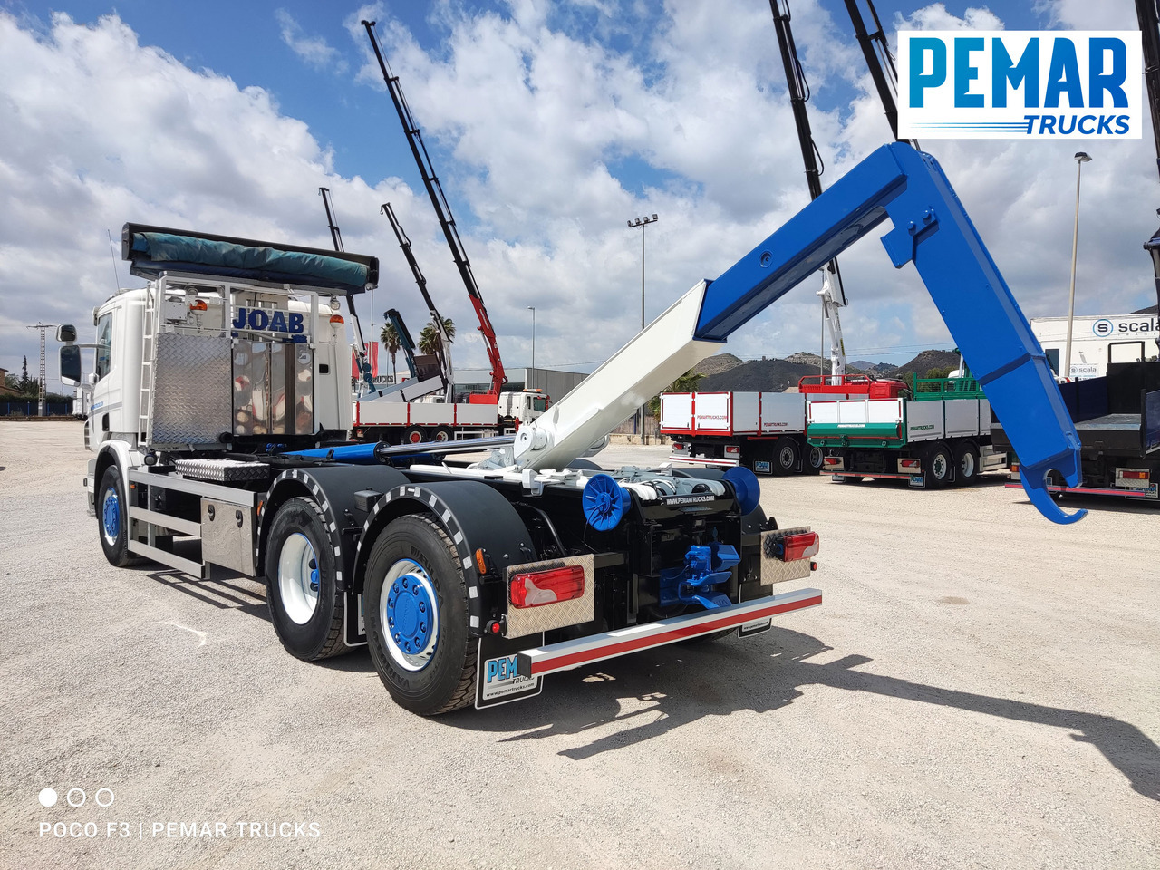 Container transporter/ Swap body truck SCANIA P 400 6X2 MULTILIFT EURO 5: picture 15