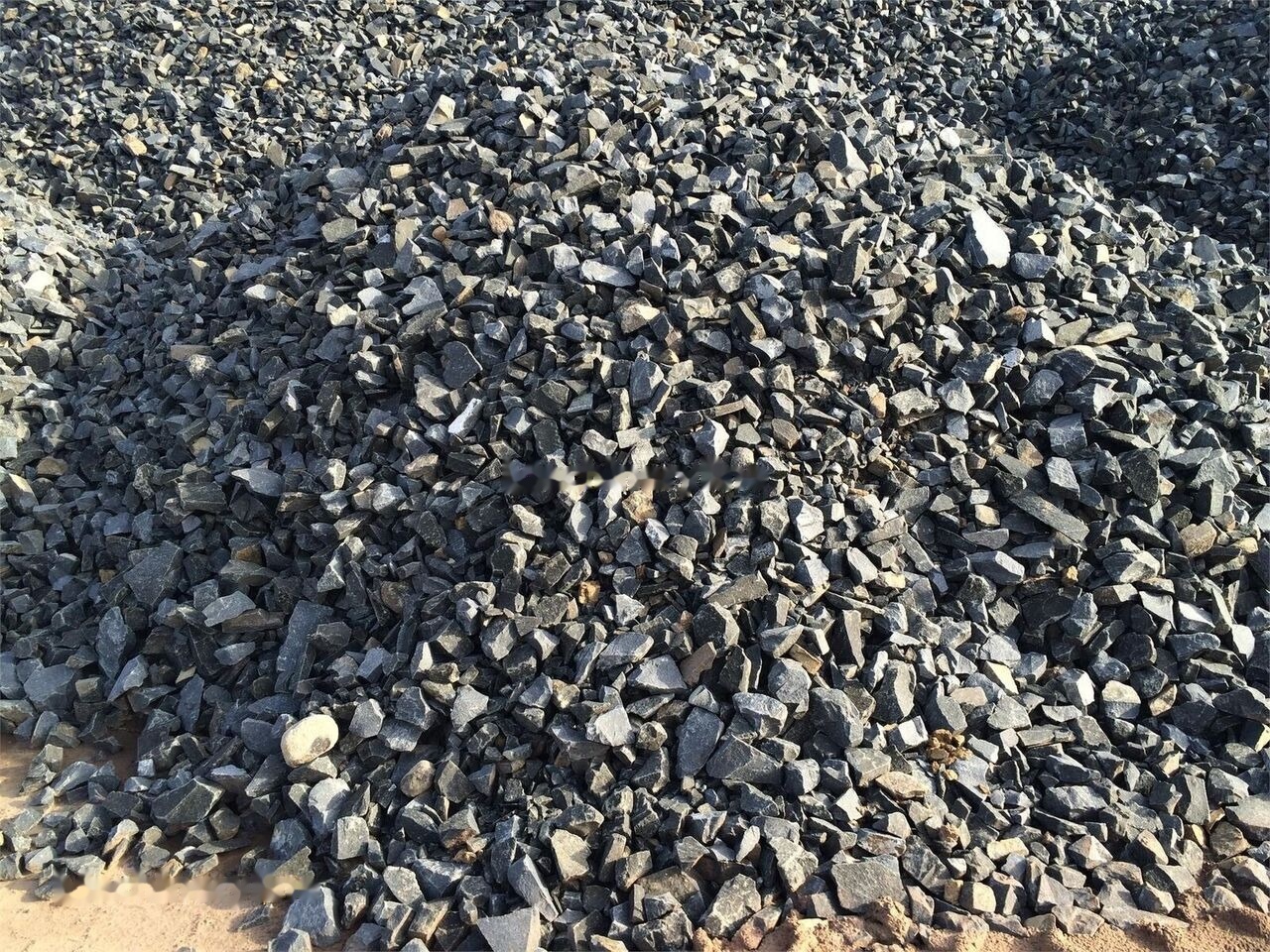 Kinglink 250-300 TPH Usine fixe de concassage de pierre basaltique - Crusher: picture 1 Kinglink 250-300 TPH Usine fixe de concassage de pierre basaltique - Crusher: picture 1