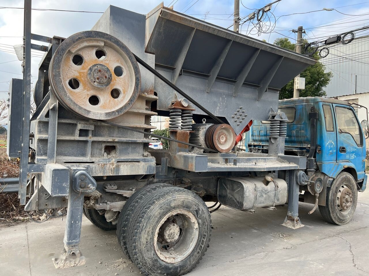 Kinglink Truck Mounted Vibrating Feeder and Jaw Crusher | Quarry | Concre - Jaw crusher: picture 4 Kinglink Truck Mounted Vibrating Feeder and Jaw Crusher | Quarry | Concre - Jaw crusher: picture 4