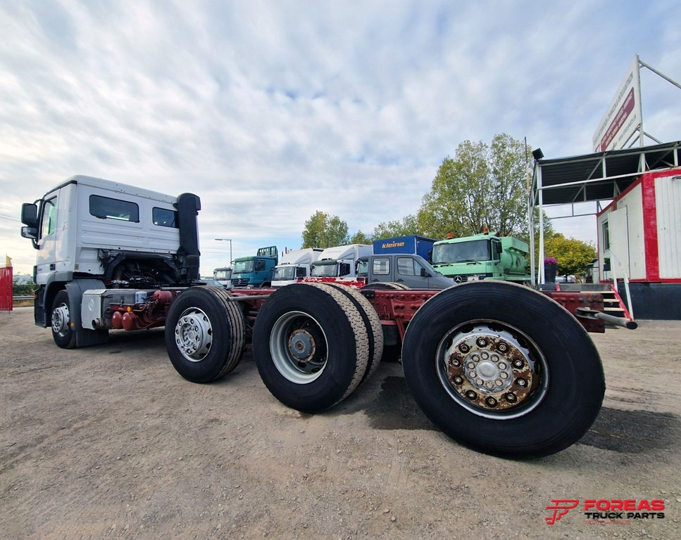 MERCEDES-BENZ ACTROS 3241 8x2 EURO 5 INTARDER - Cab chassis truck: picture 5 MERCEDES-BENZ ACTROS 3241 8x2 EURO 5 INTARDER - Cab chassis truck: picture 5