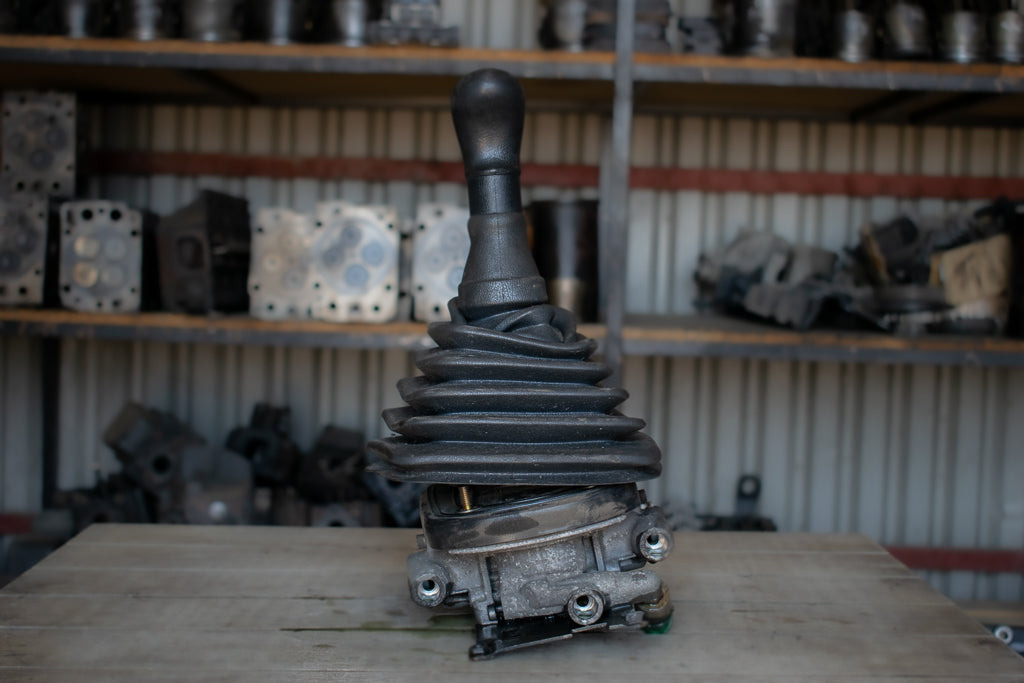 MERCEDES-BENZ ATEGO - Gear stick for Truck: picture 3 MERCEDES-BENZ ATEGO - Gear stick for Truck: picture 3