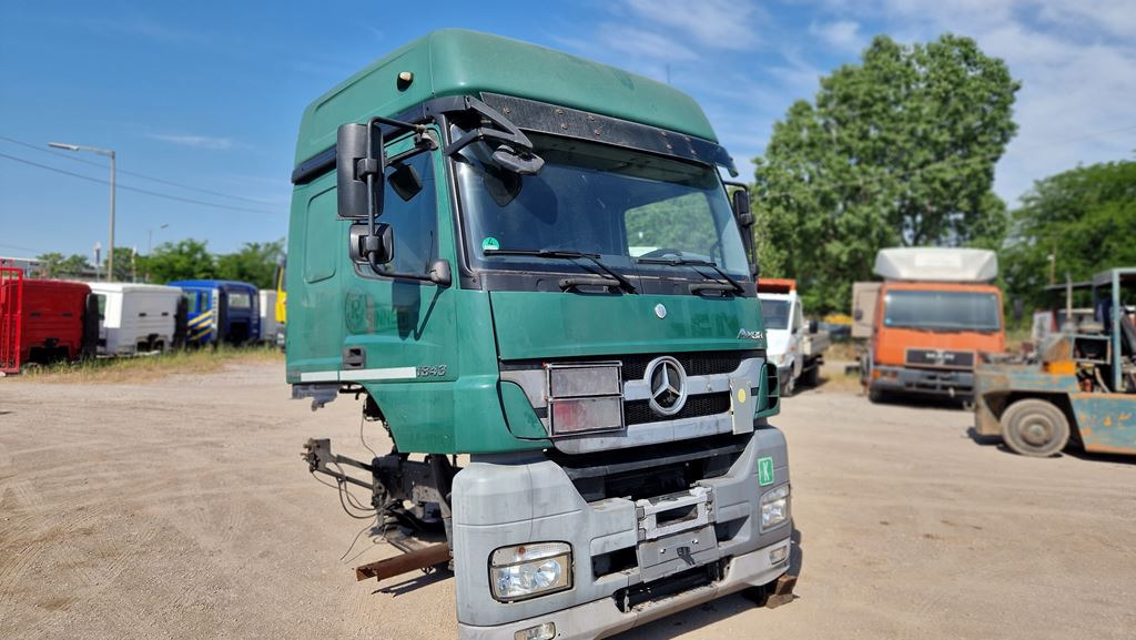 MERCEDES-BENZ AXOR 1843 - Cab for Truck: picture 2 MERCEDES-BENZ AXOR 1843 - Cab for Truck: picture 2