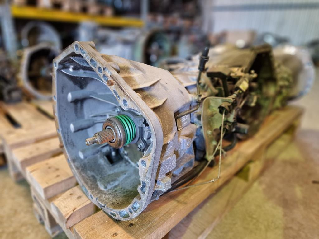 MERCEDES-BENZ SPRINTER 711620 - Gearbox for Truck: picture 1 MERCEDES-BENZ SPRINTER 711620 - Gearbox for Truck: picture 1