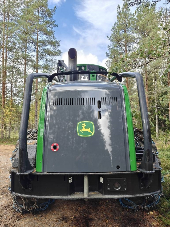 John Deere 1270 G - Forestry harvester: picture 4 John Deere 1270 G - Forestry harvester: picture 4