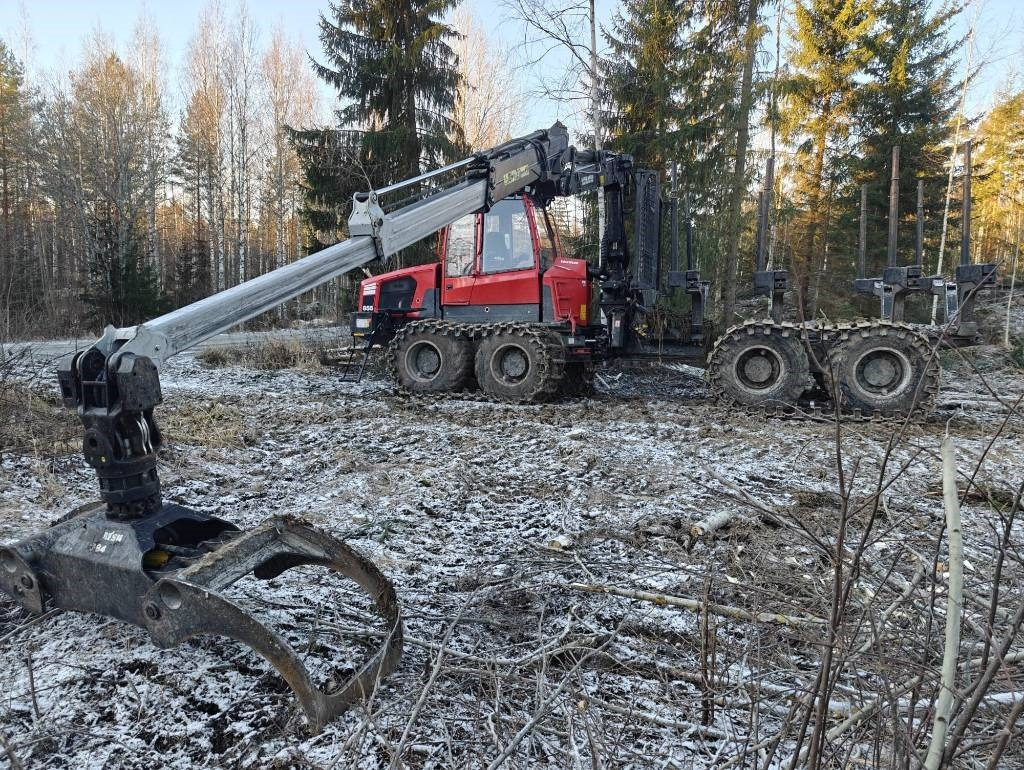 Forwarder Komatsu 855: picture 11 Forwarder Komatsu 855: picture 11