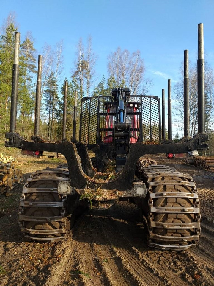 Komatsu 855 - Forwarder: picture 4 Komatsu 855 - Forwarder: picture 4