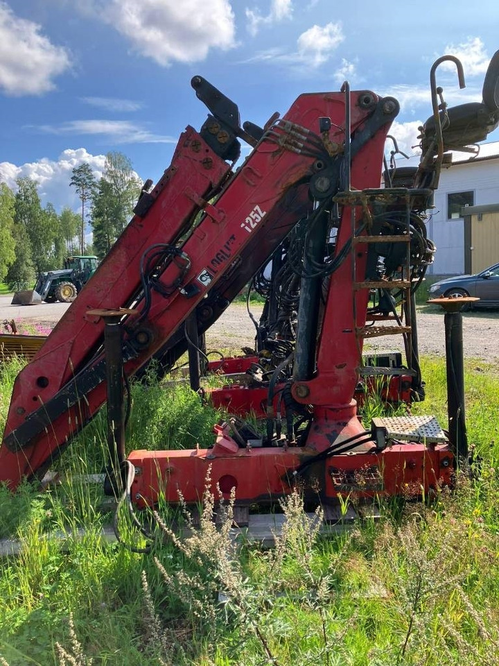 Loglift Timber cranes - Loader crane: picture 5 Loglift Timber cranes - Loader crane: picture 5