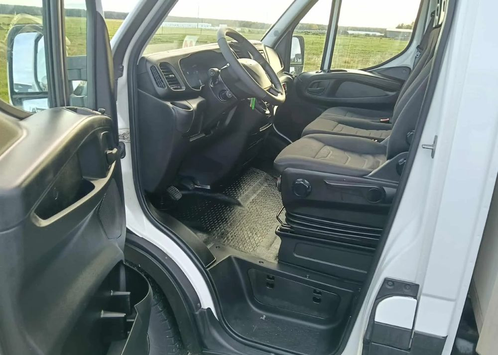 Leasing of Iveco DAILY 35C15,35C14,35C13,35C12 Iveco DAILY 35C15,35C14,35C13,35C12: picture 16 Leasing of Iveco DAILY 35C15,35C14,35C13,35C12 Iveco DAILY 35C15,35C14,35C13,35C12: picture 16