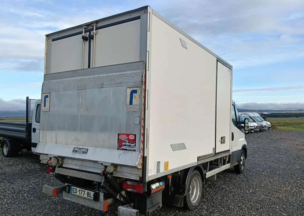 Iveco DAILY 35C15,35C14,35C13,35C12 - Refrigerated van: picture 3 Iveco DAILY 35C15,35C14,35C13,35C12 - Refrigerated van: picture 3
