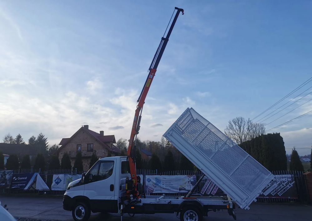 Iveco Daily 35C15 Kiper HDS dzwig 3.0-150KM wywrotka Hak - Tipper van: picture 4 Iveco Daily 35C15 Kiper HDS dzwig 3.0-150KM wywrotka Hak - Tipper van: picture 4