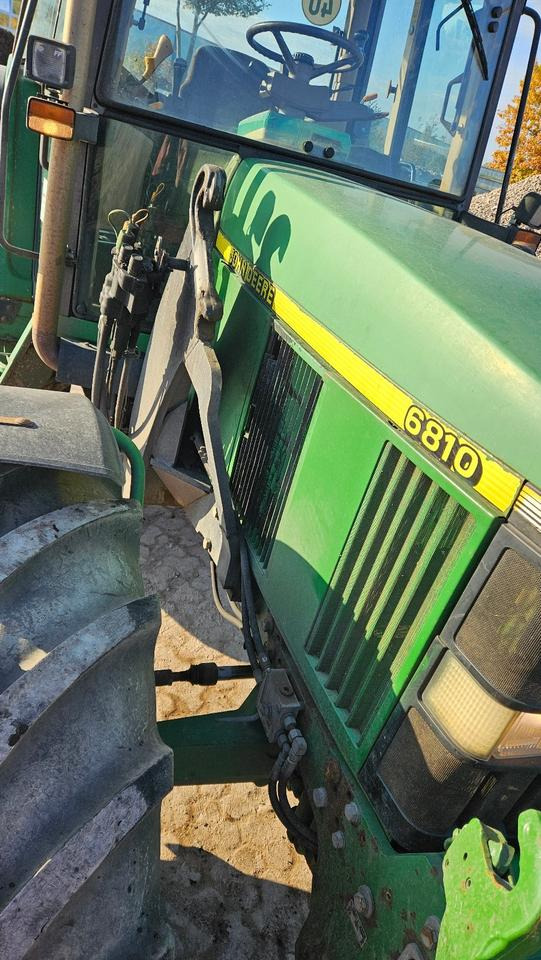 John Deere 6810 | Stoll Robust 30 HDP FL | FH | 8.070 Std. - Farm tractor: picture 5 John Deere 6810 | Stoll Robust 30 HDP FL | FH | 8.070 Std. - Farm tractor: picture 5