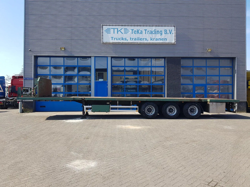 Pacton T3-001 Twistlocks Very good tires - Dropside/ Flatbed semi-trailer: picture 3 Pacton T3-001 Twistlocks Very good tires - Dropside/ Flatbed semi-trailer: picture 3