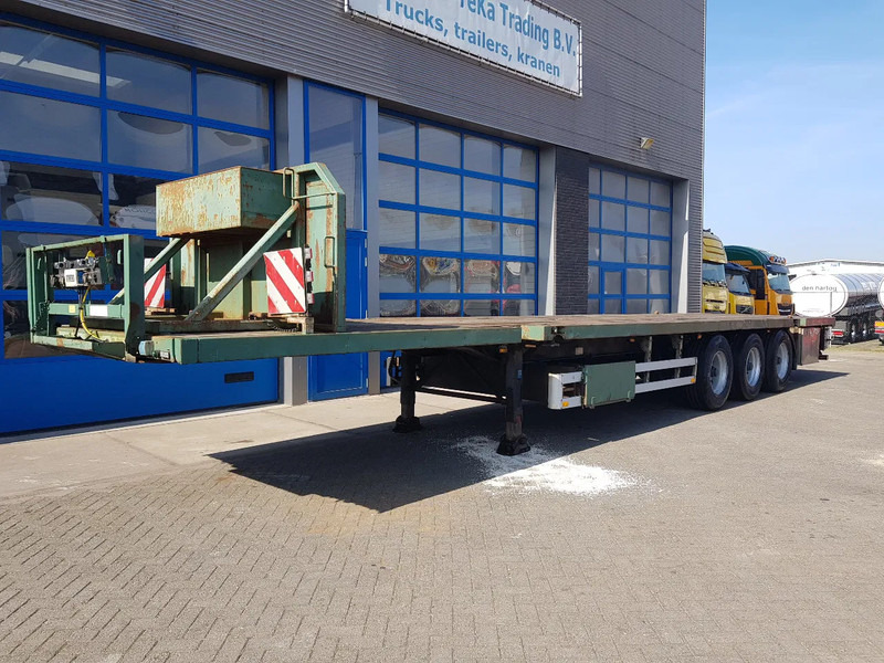 Pacton T3-001 Twistlocks Very good tires - Dropside/ Flatbed semi-trailer: picture 2 Pacton T3-001 Twistlocks Very good tires - Dropside/ Flatbed semi-trailer: picture 2