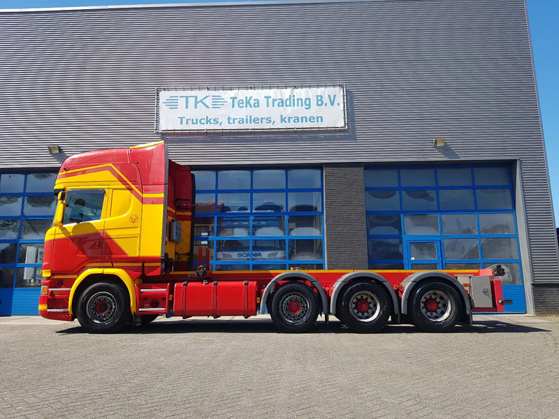 Scania R450 8x2 Topline ADR EX/II, EX/III, FL en AT SCR only - Container transporter/ Swap body truck: picture 3 Scania R450 8x2 Topline ADR EX/II, EX/III, FL en AT SCR only - Container transporter/ Swap body truck: picture 3