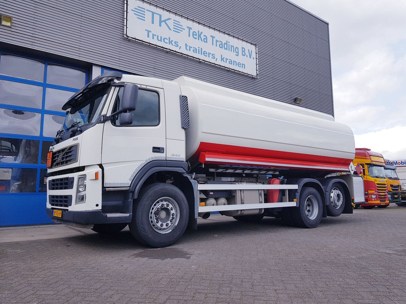 Volvo FM 9.340 - Tank truck: picture 1 Volvo FM 9.340 - Tank truck: picture 1