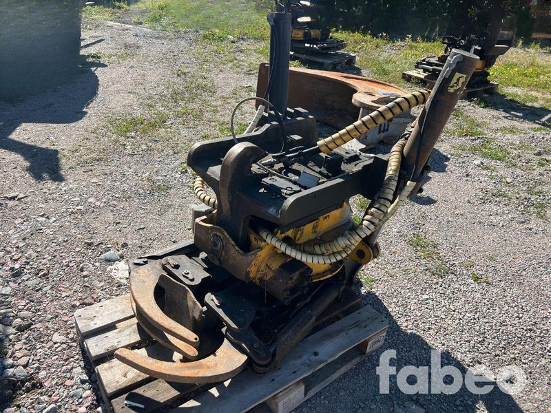 Engcon EC30S2GR9 - Attachment for Construction machinery: picture 1 Engcon EC30S2GR9 - Attachment for Construction machinery: picture 1