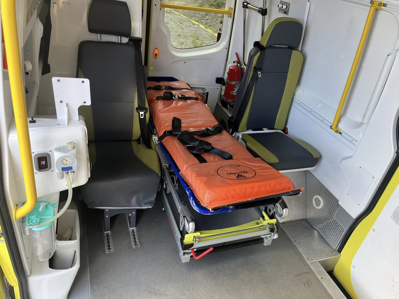 Ambulance Mercedes-Benz Sprinter 319 - AMBULANCE / Krankenwagen / Ambulancia: picture 15