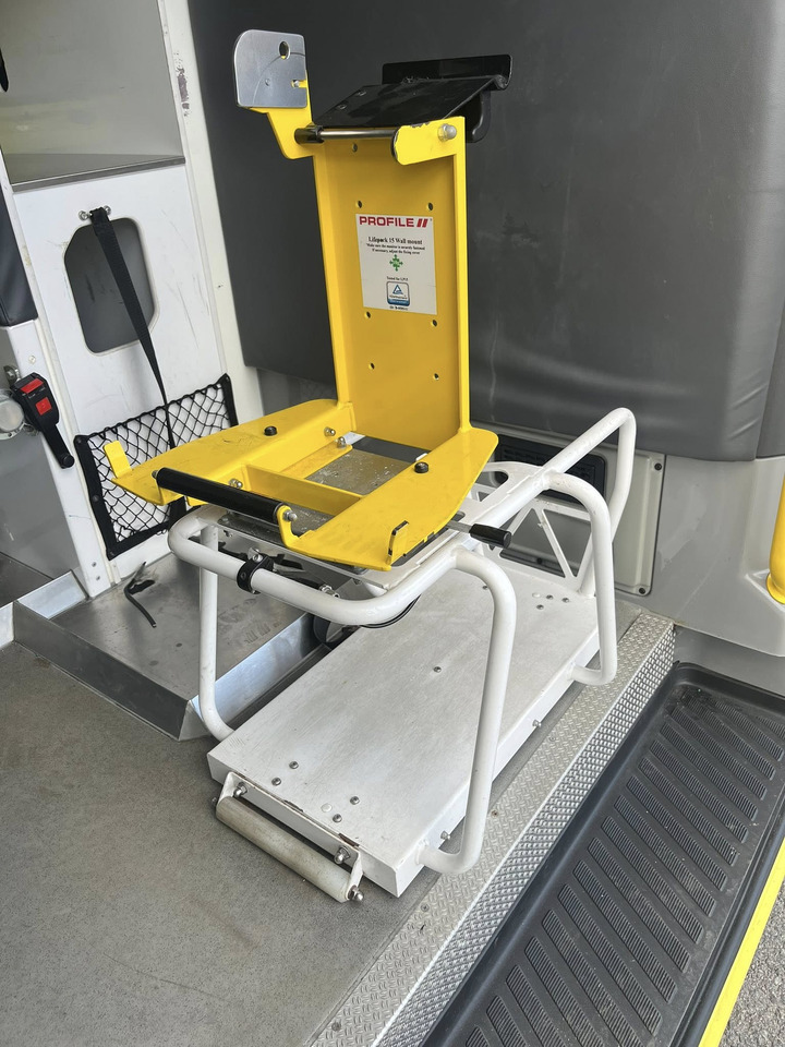 Ambulance Mercedes-Benz Sprinter 319 - AMBULANCE / Krankenwagen / Ambulancia: picture 13