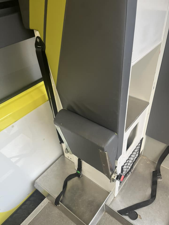 Leasing of Mercedes-Benz Sprinter 319 - AMBULANCE / Krankenwagen Mercedes-Benz Sprinter 319 - AMBULANCE / Krankenwagen: picture 19