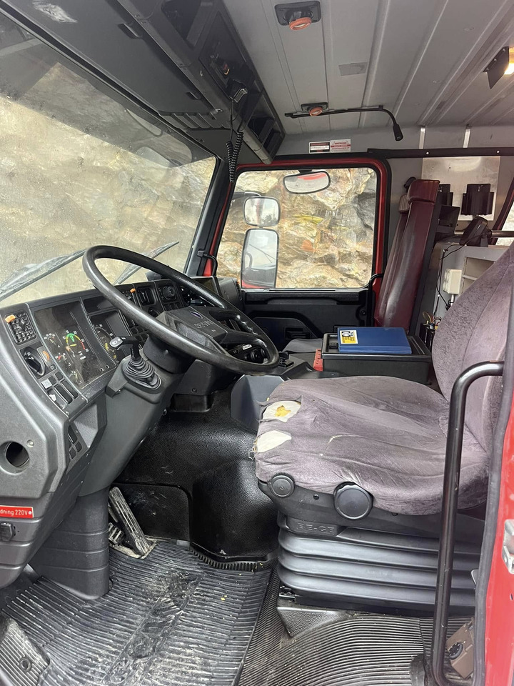 Scania P93ML - Fire engine /firetruck - RESERVERAD !! - Fire truck: picture 3 Scania P93ML - Fire engine /firetruck - RESERVERAD !! - Fire truck: picture 3