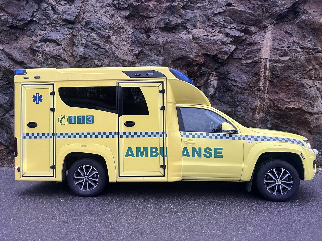 VOLKSWAGEN Amarok XL 4motion - RESERVERAD !! - Ambulance: picture 4 VOLKSWAGEN Amarok XL 4motion - RESERVERAD !! - Ambulance: picture 4