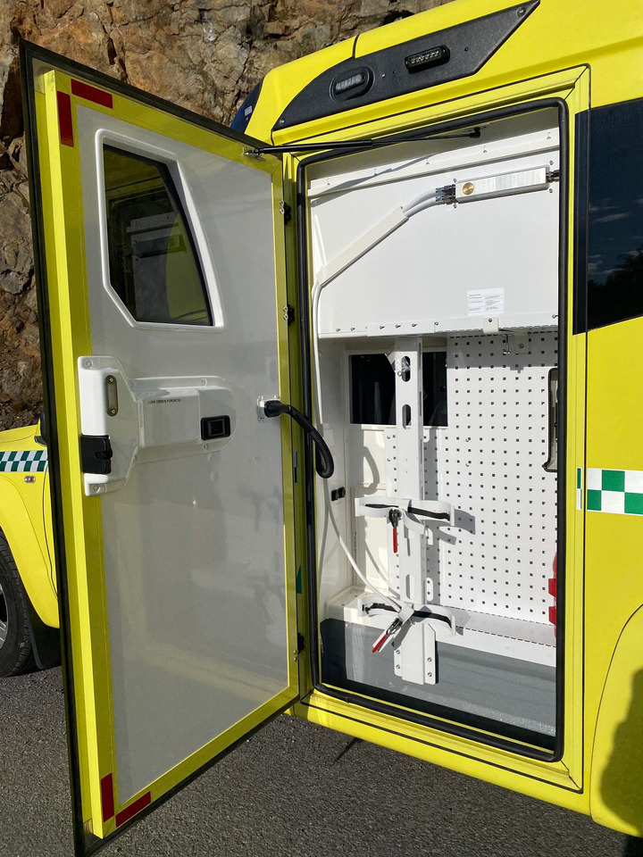 Ambulance VOLKSWAGEN Amarok XL 4motions: picture 15
