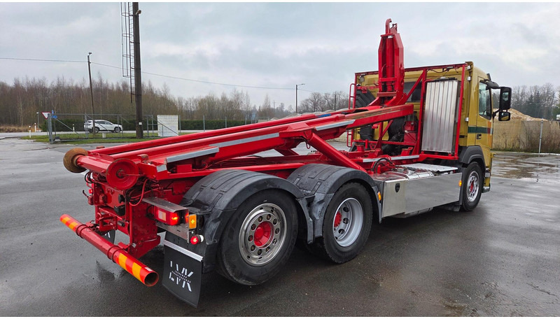 Volvo FM420 6X2*4 - Hook lift truck: picture 3 Volvo FM420 6X2*4 - Hook lift truck: picture 3