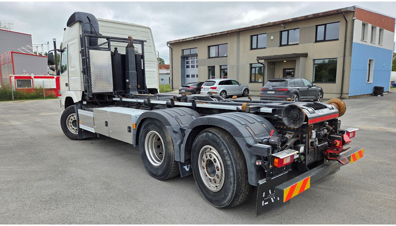 Volvo FM460 6X2*4 - Hook lift truck: picture 4 Volvo FM460 6X2*4 - Hook lift truck: picture 4
