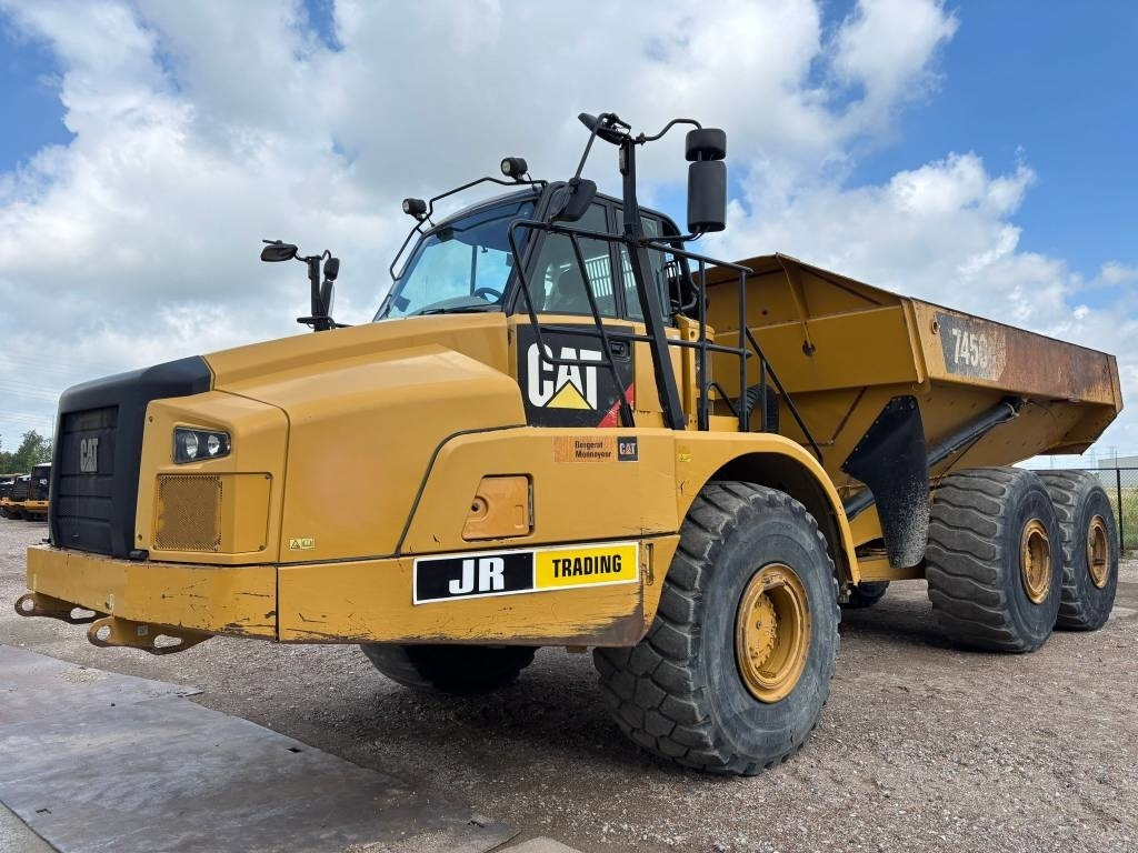 CAT 745 C (CE / Tailgate) - Articulated dumper: picture 1 CAT 745 C (CE / Tailgate) - Articulated dumper: picture 1