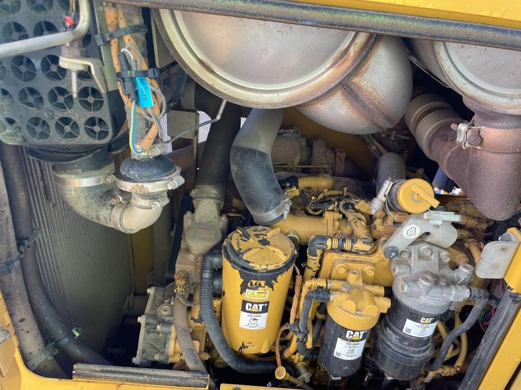 Bulldozer CAT D 6 K 2 LGP: picture 18