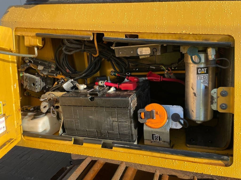 Bulldozer CAT D 6 K 2 LGP: picture 17