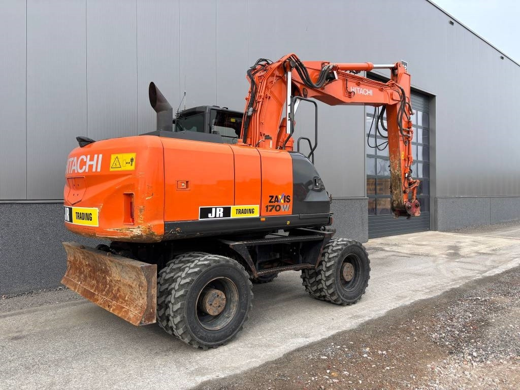 Hitachi ZX 170 W-5 B (low hours/new tires) - Wheel excavator: picture 5 Hitachi ZX 170 W-5 B (low hours/new tires) - Wheel excavator: picture 5