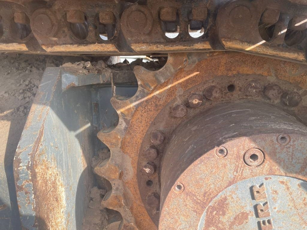 Crawler excavator Liebherr R 926 LC: picture 25