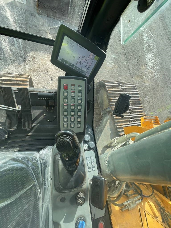 Crawler excavator Liebherr R 926 LC: picture 14