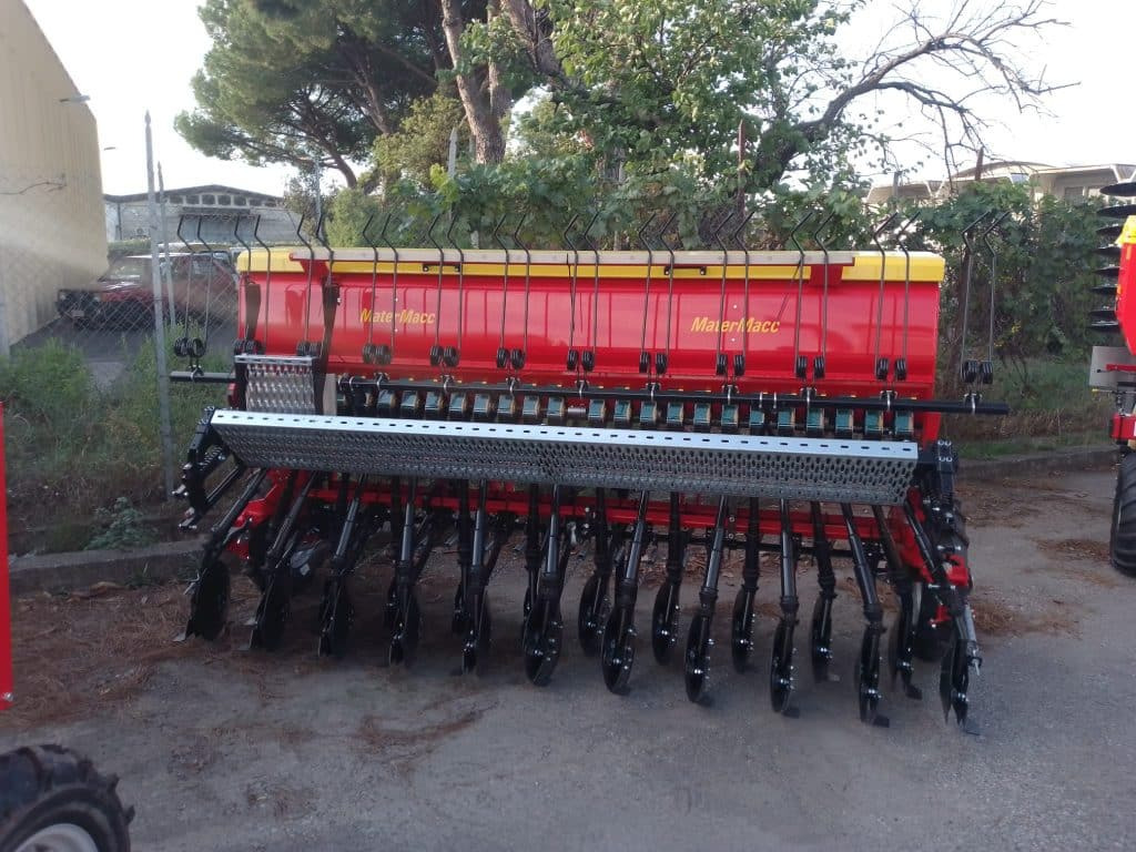 Seminatrice MaterMacc Grano 300 - Seed drill: picture 1 Seminatrice MaterMacc Grano 300 - Seed drill: picture 1