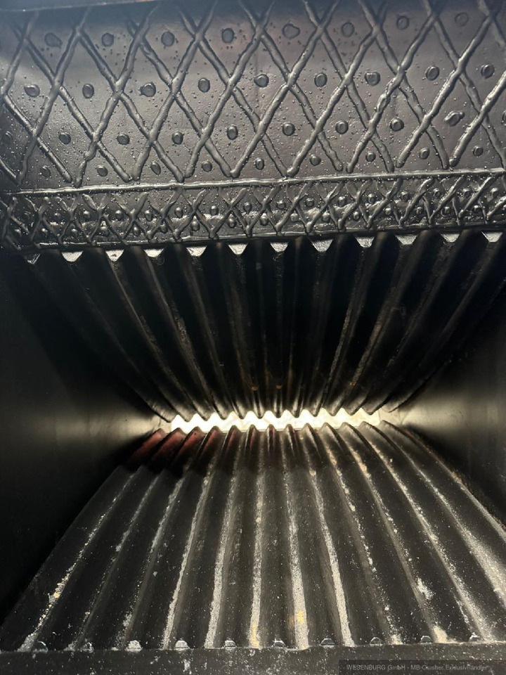 MB Crusher Brecherlöffel BF60.1 S4 komplett überholt - Bucket: picture 5 MB Crusher Brecherlöffel BF60.1 S4 komplett überholt - Bucket: picture 5